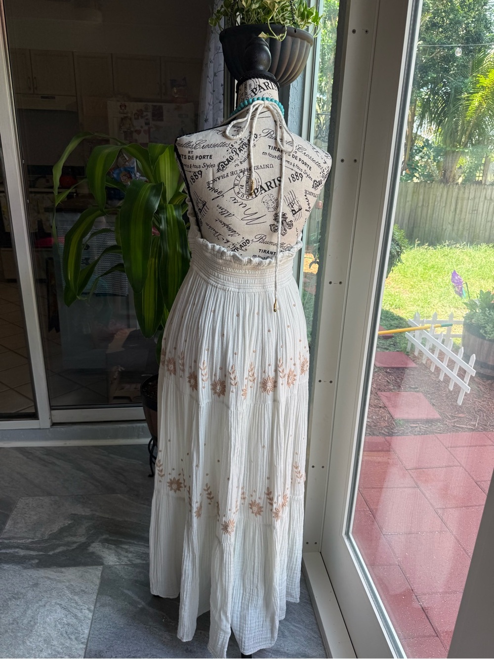 Free People cream maxi dress with beige floral embroidery - Picture 2 of 3